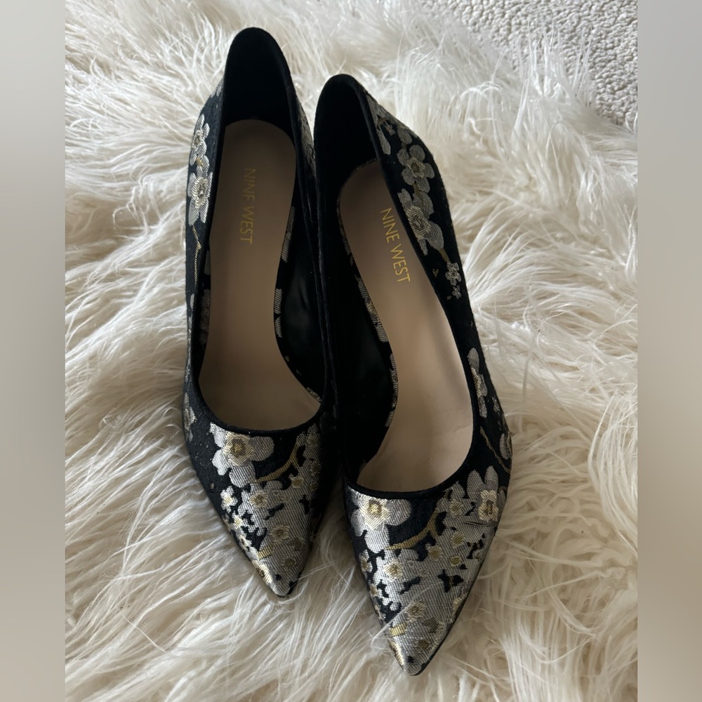 Nine West floral satin pumps on black , silver and muted gold